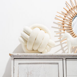 Modern knot pillow Woven round
